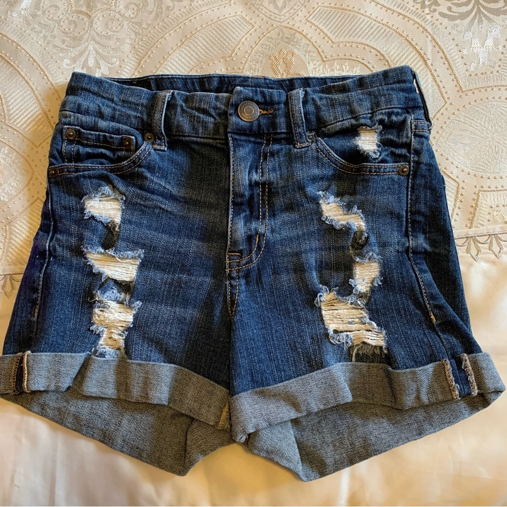 AEROPOSTALE. Dark wash high rise curvy jean shorts size 0. Summer. Casua…‎